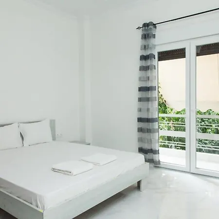 Amazing Apartment Next To Koridallos Metro Station Piraeus Exterior photo