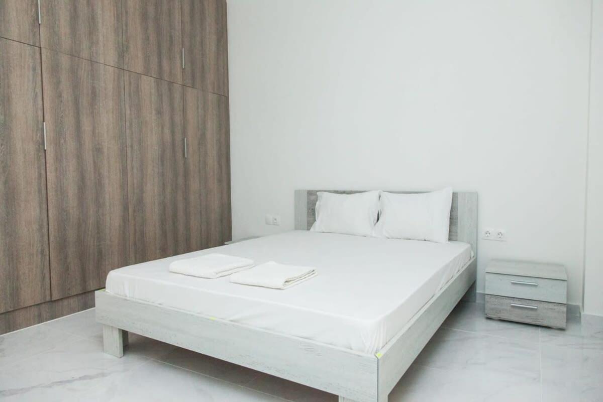 Apartment Amazing Next To Koridallos Metro Station Piraeus