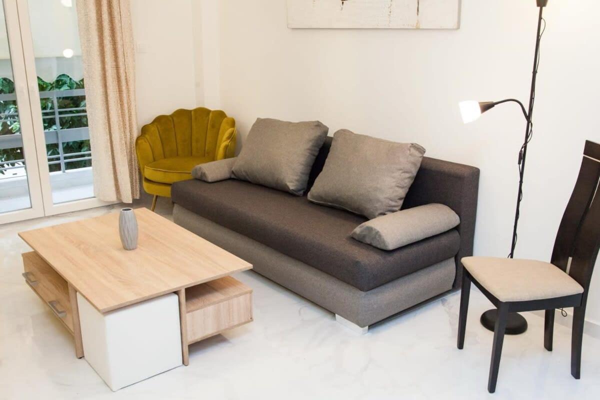 Amazing Next To Koridallos Metro Station * Piraeus